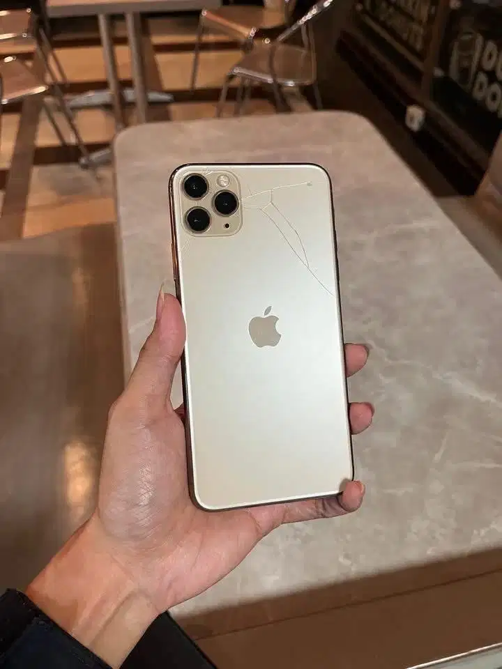 Dijual iPhone 11 Promax 64gb sinyal all operator