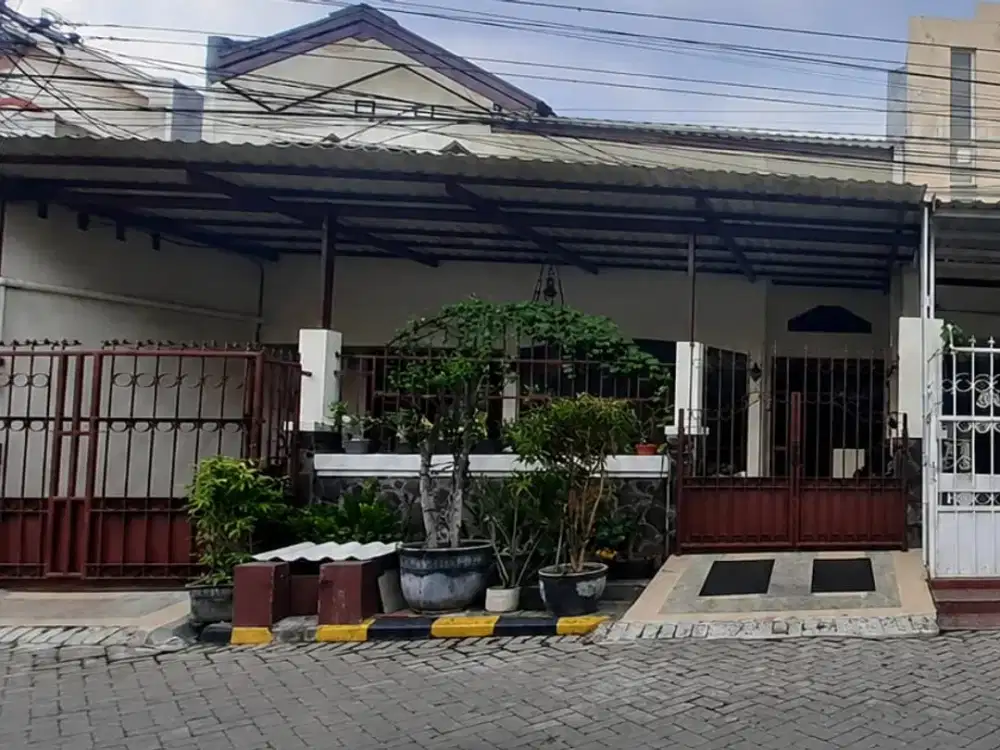 Dijual Rumah Tinggal Siap Huni Semi Furnish di Jln. Sutorejo Selatan Perum Sutorejo Indah Sby Timur