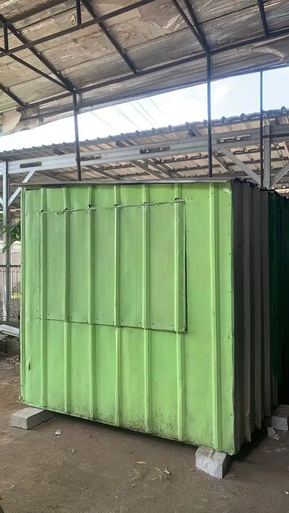 BOOTH KONTAINER