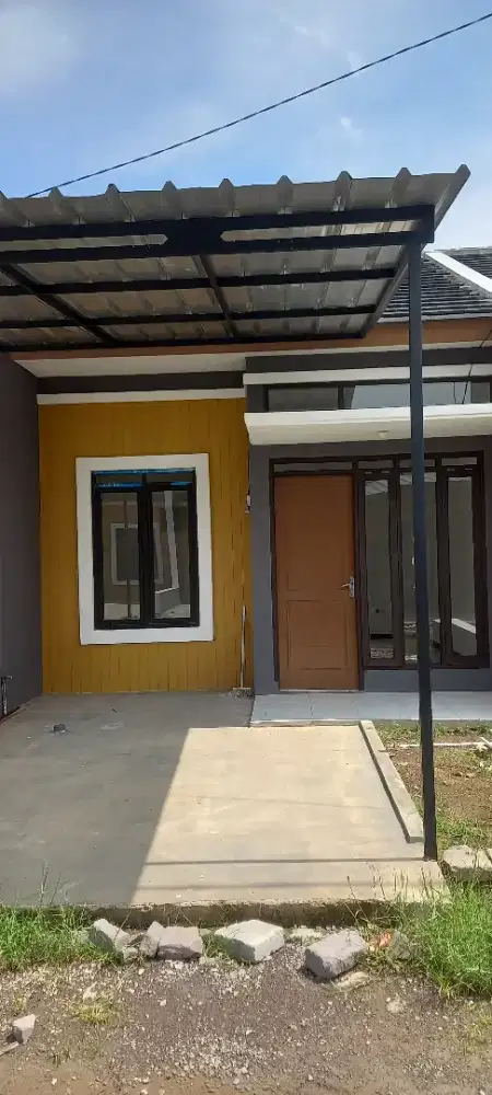 Di jual rumah baru minimalis dekat ciwastra