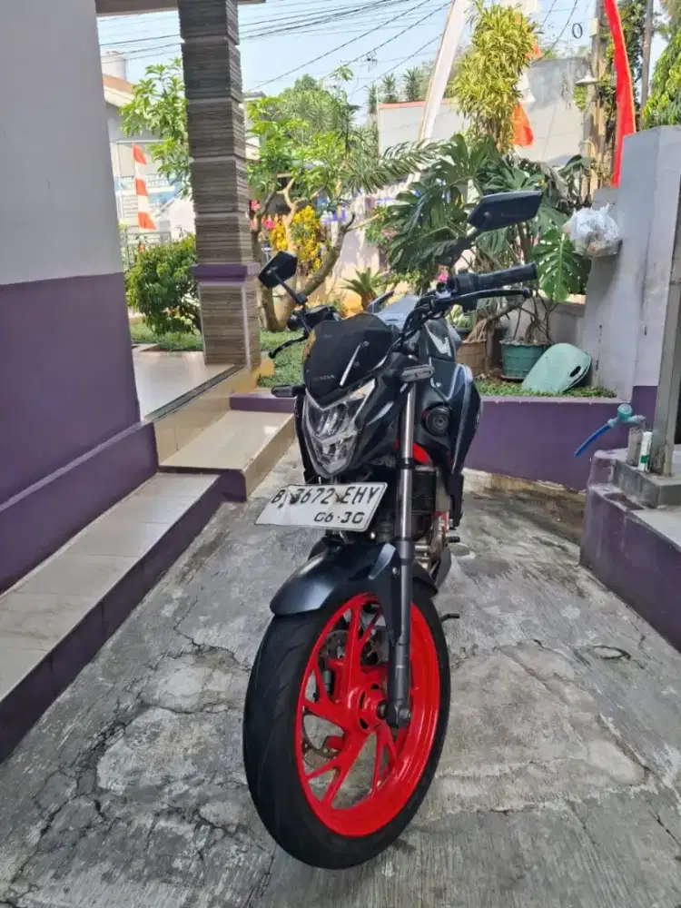 Di jual CB 150 R - siap pakai