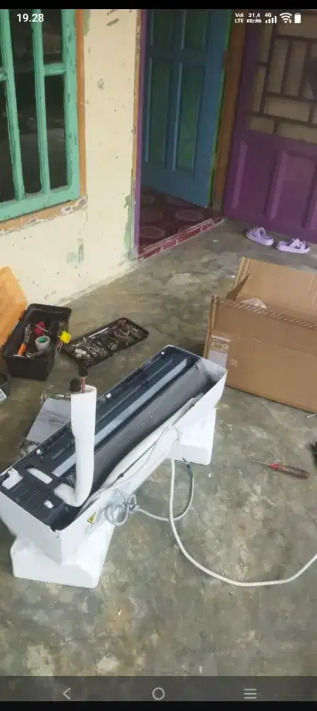 Jasa servis AC kulkas mesin cuci kompa air dll