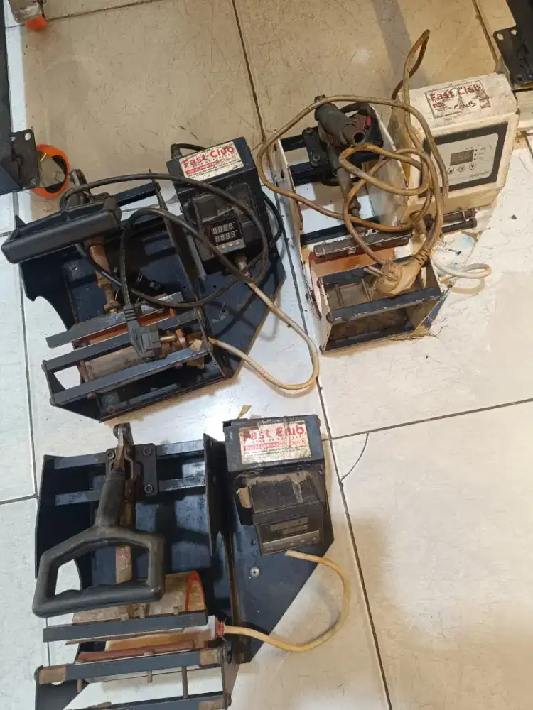 Mesin mug press