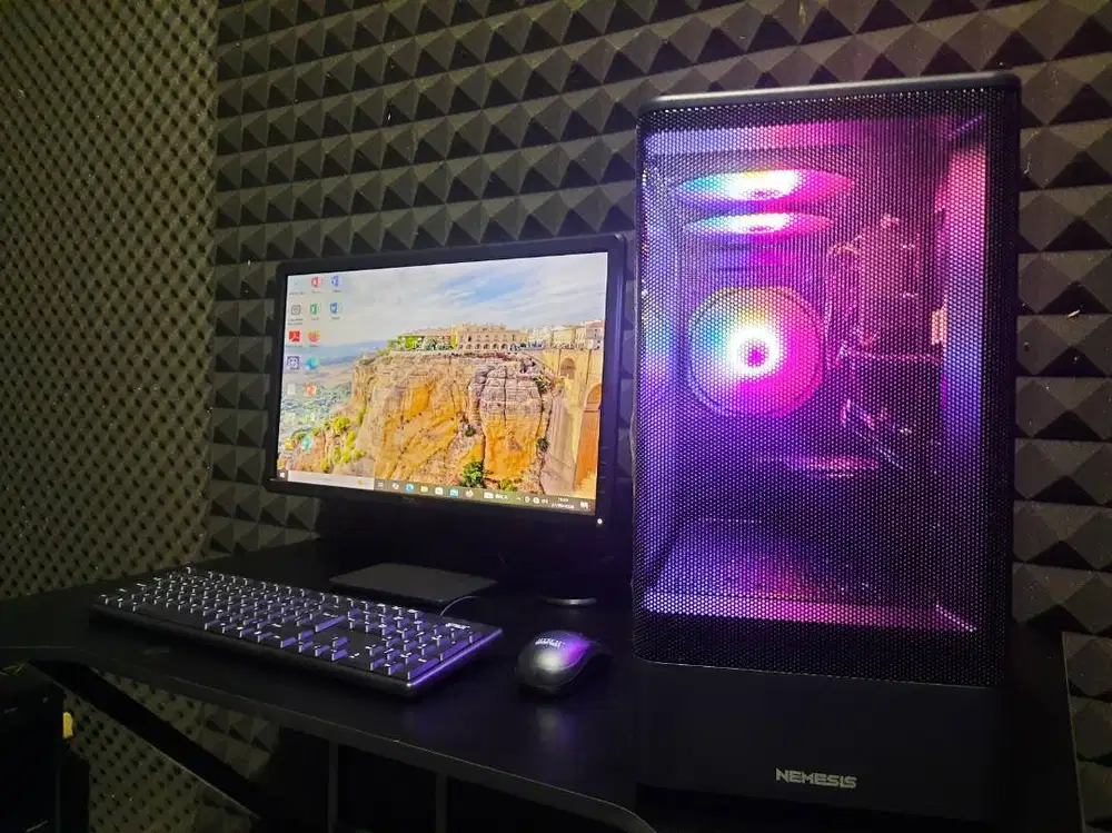 PC GAMING i5 7400 FULLSET MONITOR 22 inch