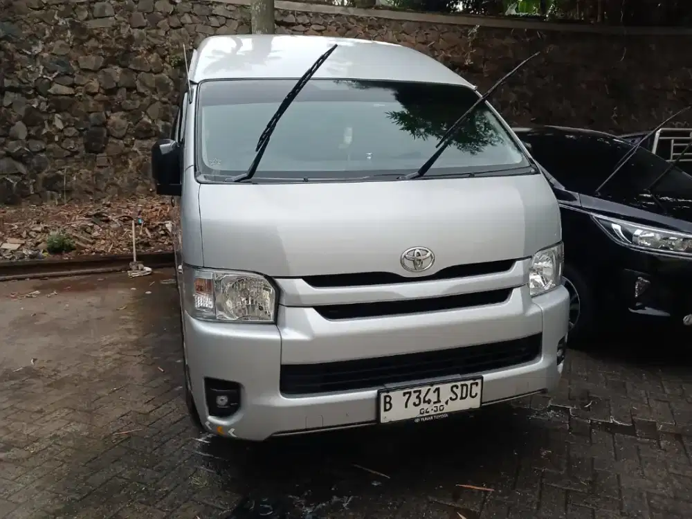 Hiace comuter 2024