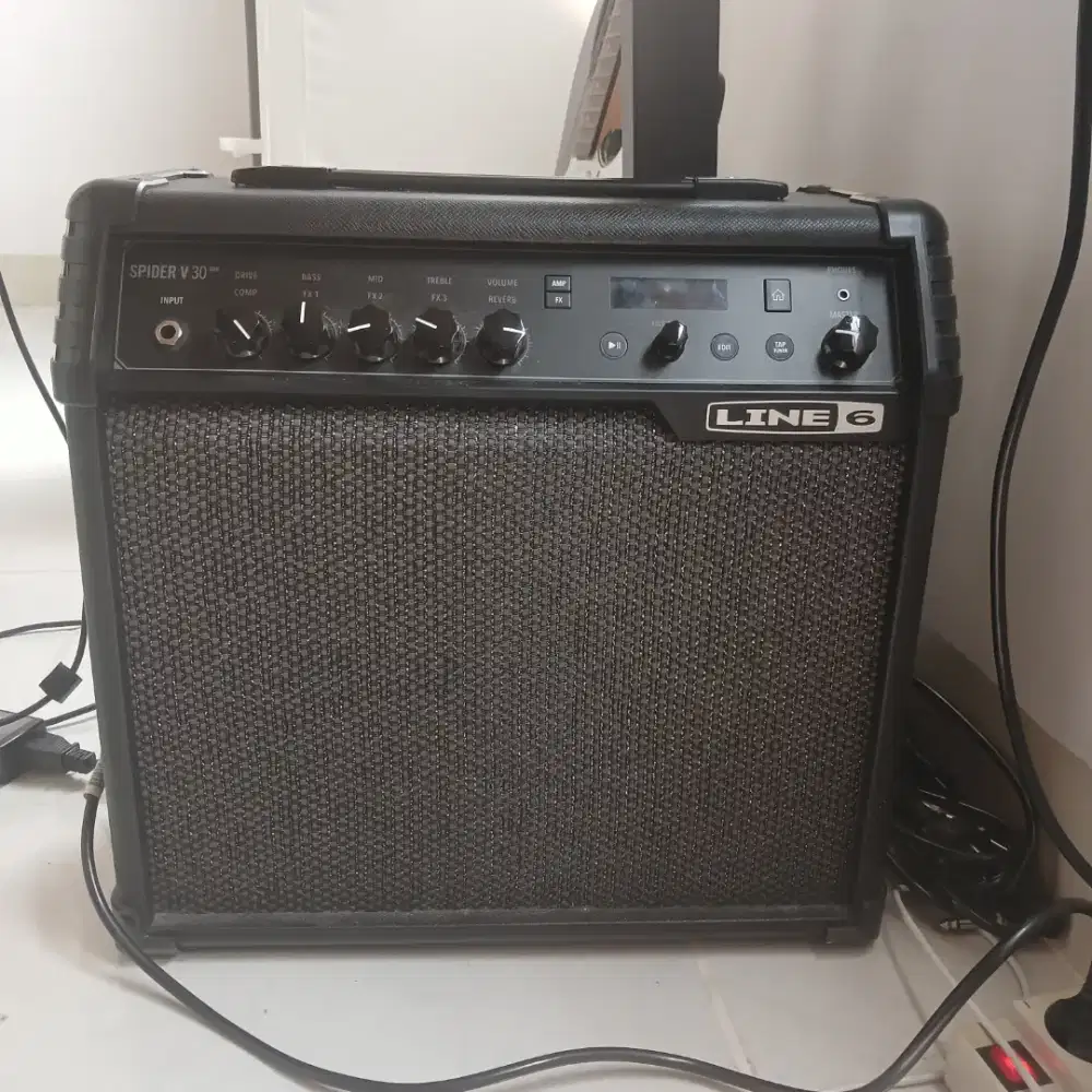 Ampli Line 6 Spider V 30 MkII kondisi 100%