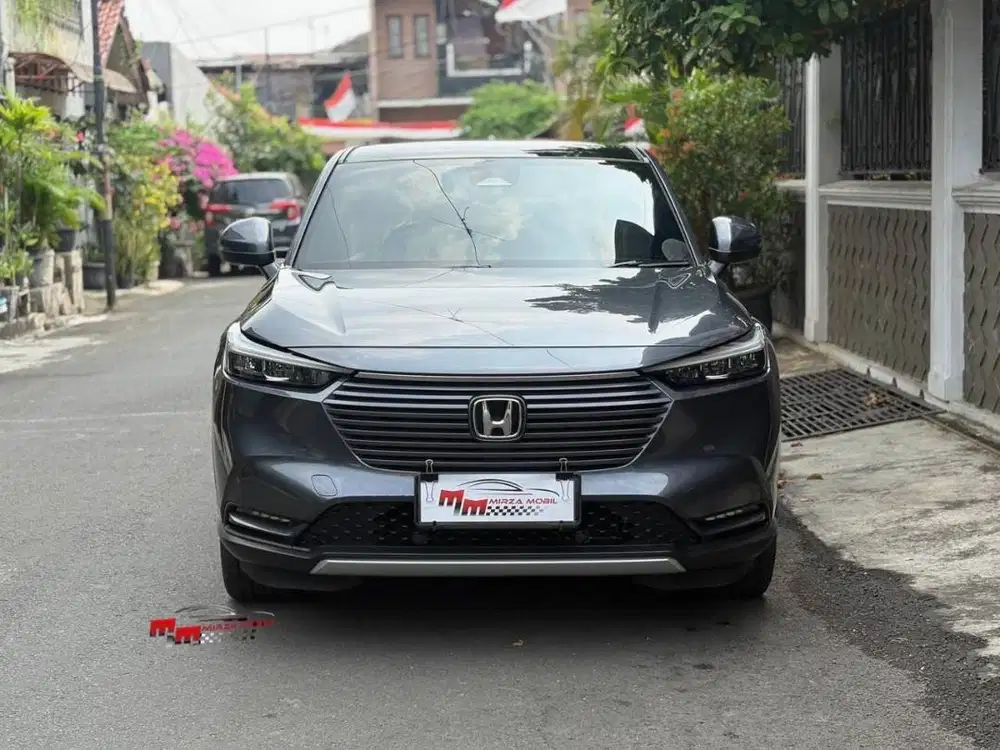 Honda HR-V SE 1.5 AT Sensing 2022 Abu-Abu
