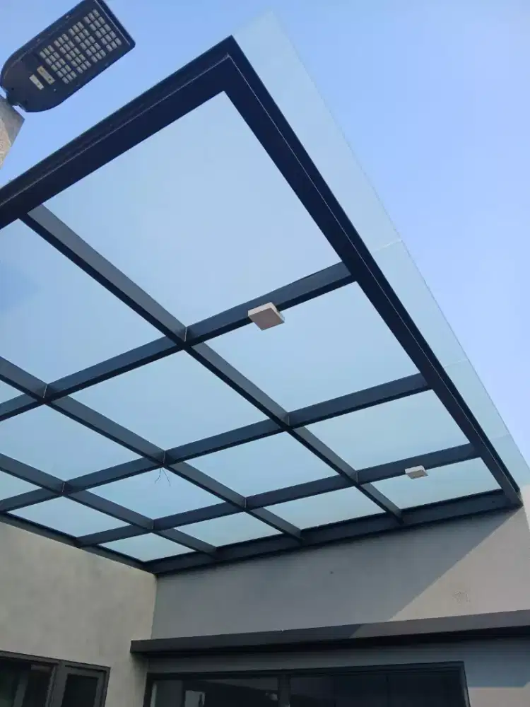 Canopy atap kaca