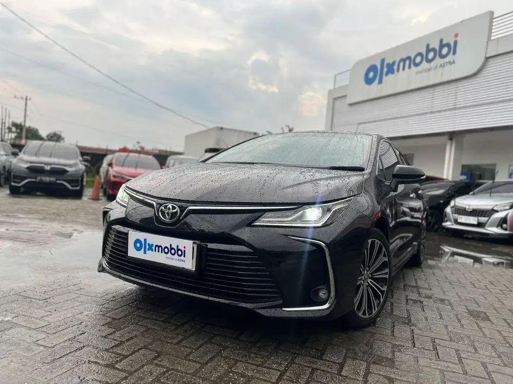 Toyota Corolla Altis 1.8 V AT Bensin 2023 - AAO