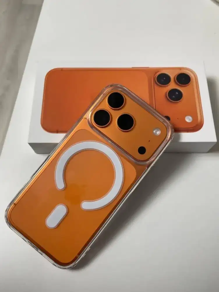 iPhone 17 second/new