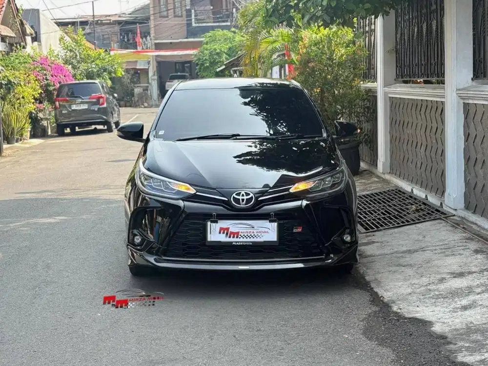 Toyota Yaris GR Sport 1.5 CVT 2022 Hitam