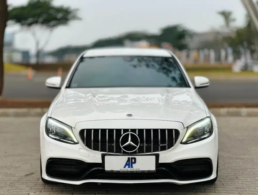 Mercy C200 AMG AT 2018 Good Condition