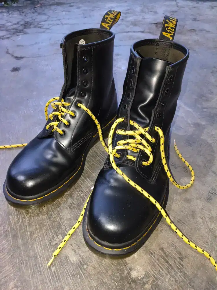 dr.martens 1460 black smooth