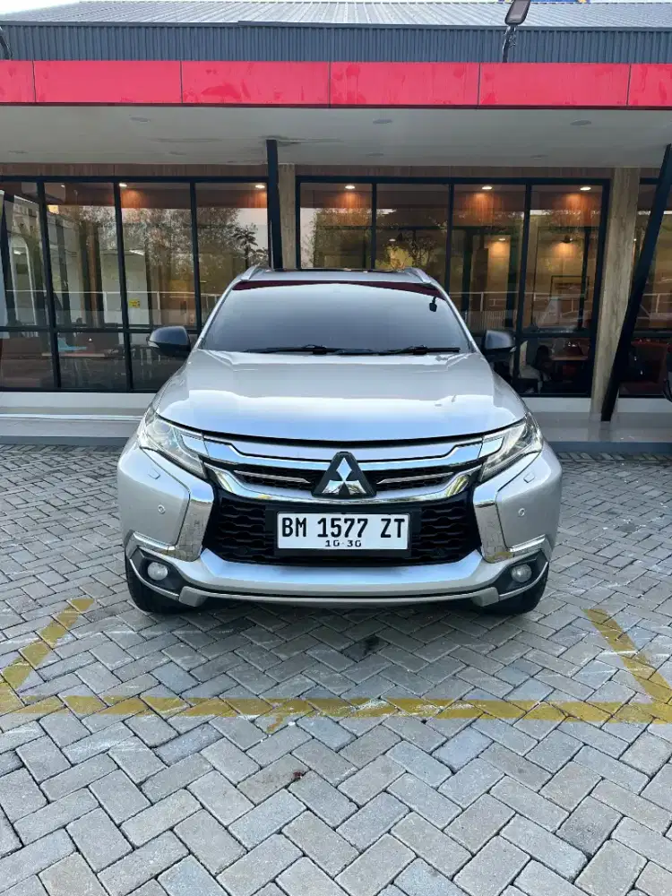 Mitusubishi pajero sports Dakar 2.4