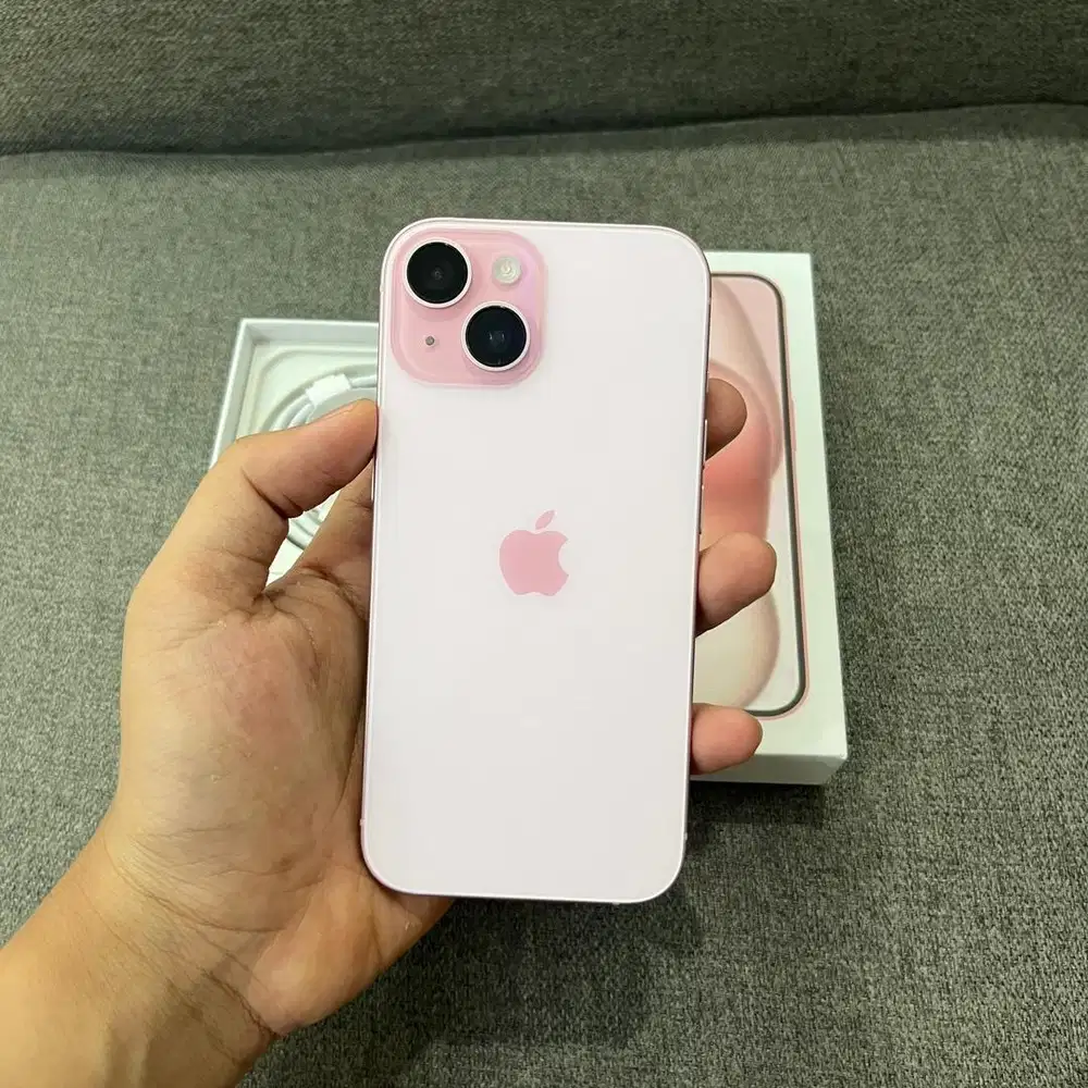 iPhone 15 128gb pink