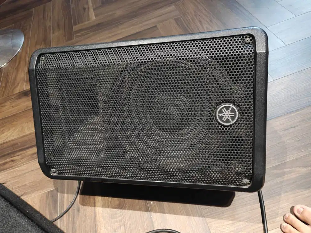 Speaker Aktif YAMAHA DBR 10 inch 1 buah