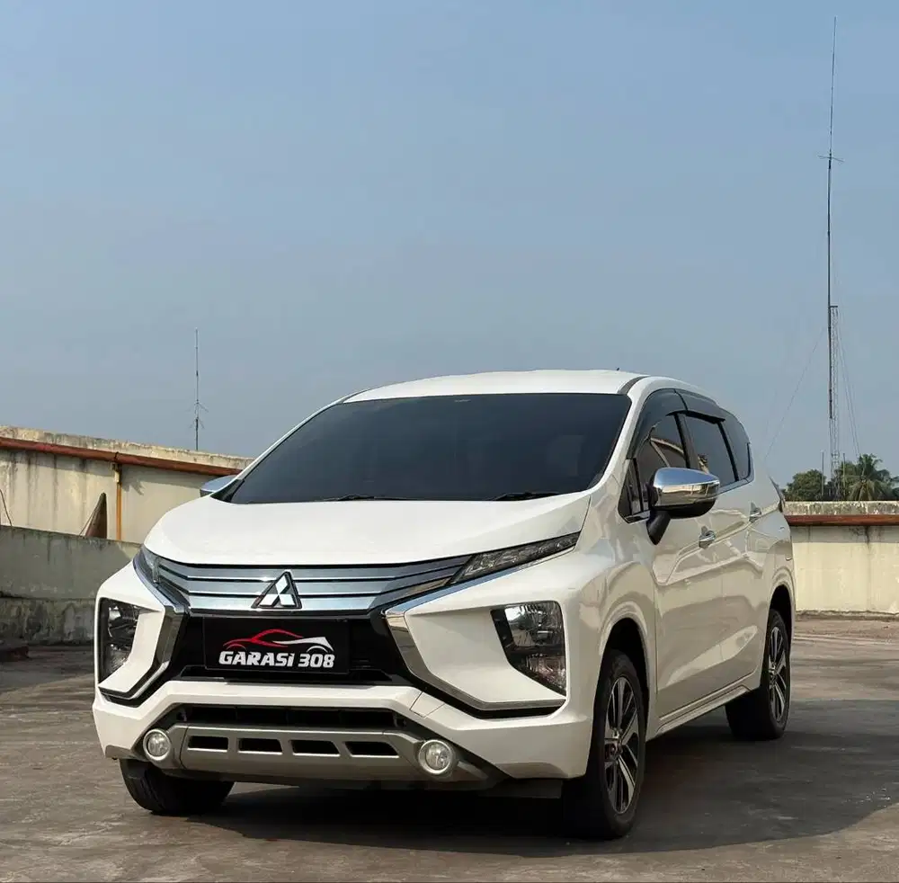 Mitsubishi Xpander 1.5 Ultimate AT Putih 2018 KM 54 rb tangan pertama