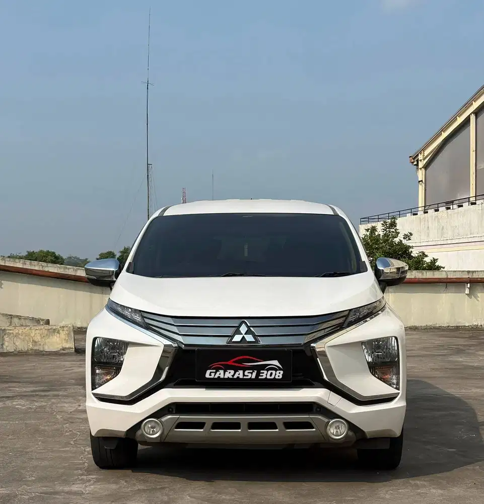 (Km 54rb) Mitsubishi Xpander Ultimate 1.5 AT Putih 2018