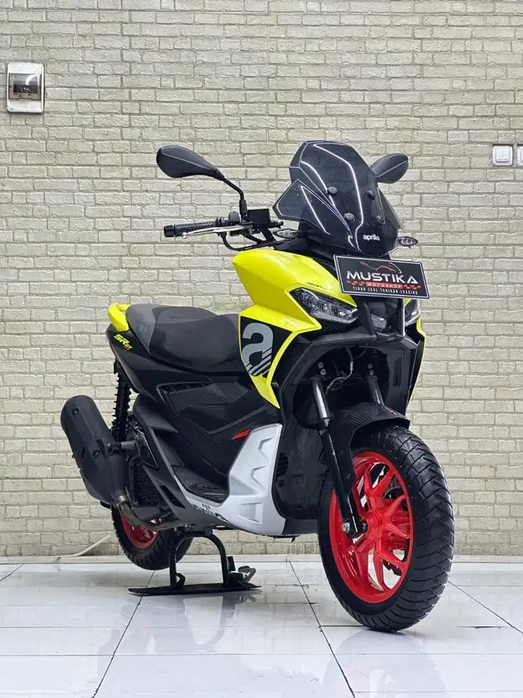 APRILIA SR GT 200 SPORT (STREET GOLD) – SANGAT ISTIMEWA SEPERTI BARU!