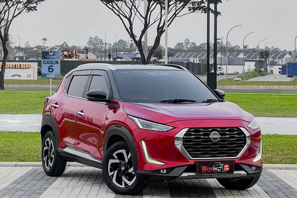 Nissan Magnite Premium 1.0 Turbo CVT AT Matic 2021 Merah Hitam, KM LOW