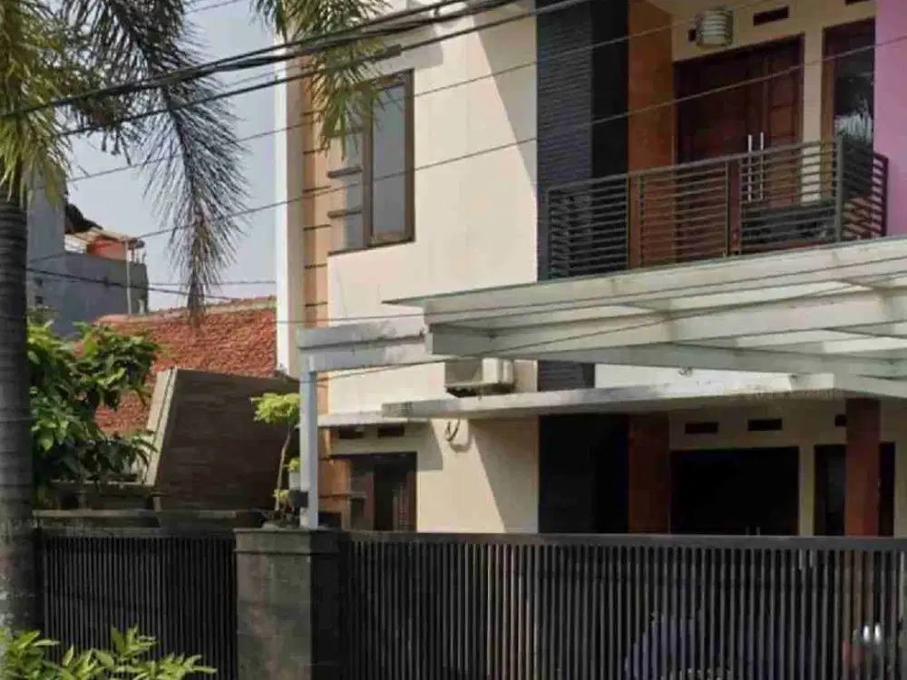 Dijual Rumah Bagus di Jln. Kidung, Lengkong, Bandung