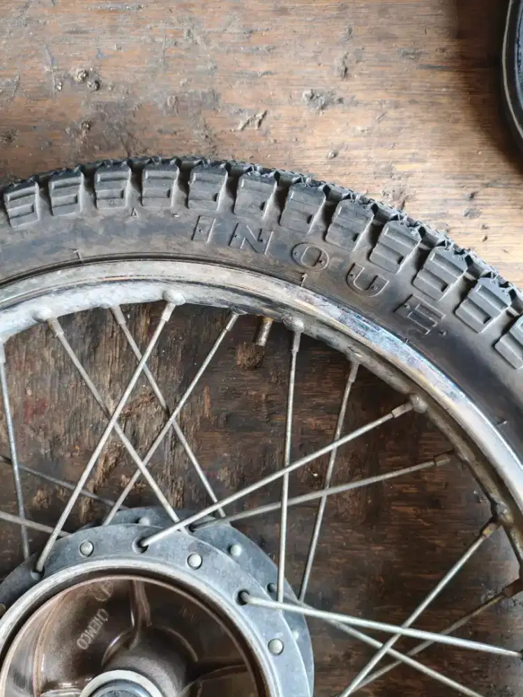 Ban luar motor ukuran 275 masi bagus