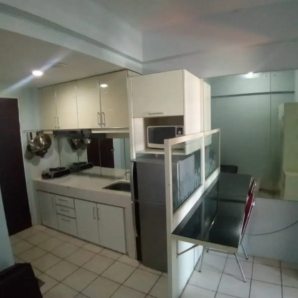 Disewakan unit 1BR Furnished Apartemen Metropolis, Surabaya