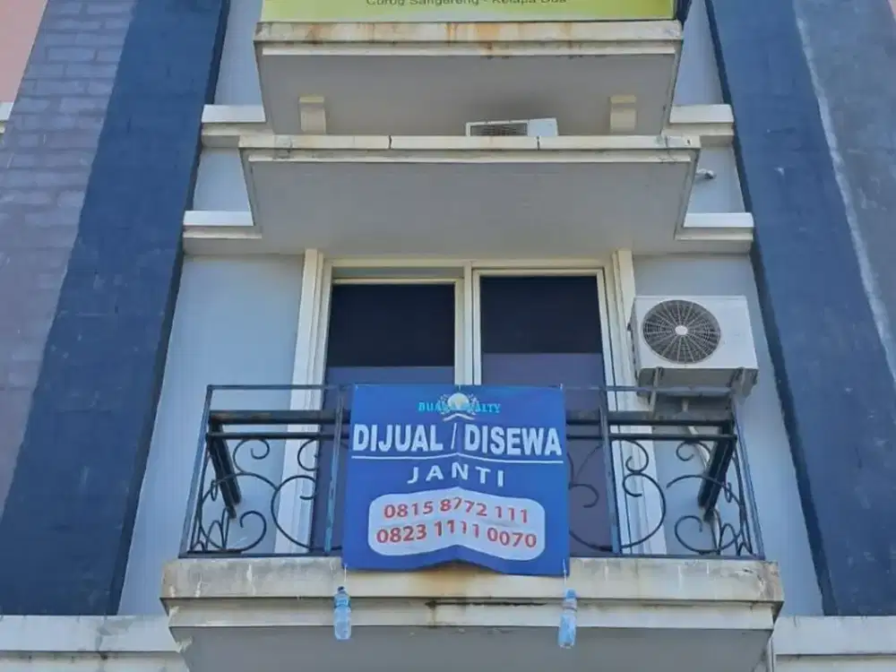 Disewakan  Ruko L'Agricola  blok AA no. 3, Gading Serpong, posisi hadap jalan raya, bebas parkir, traffic ramai.240