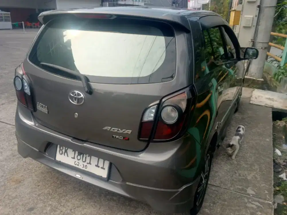 Agya 1.0 TRD A/T grey 2015