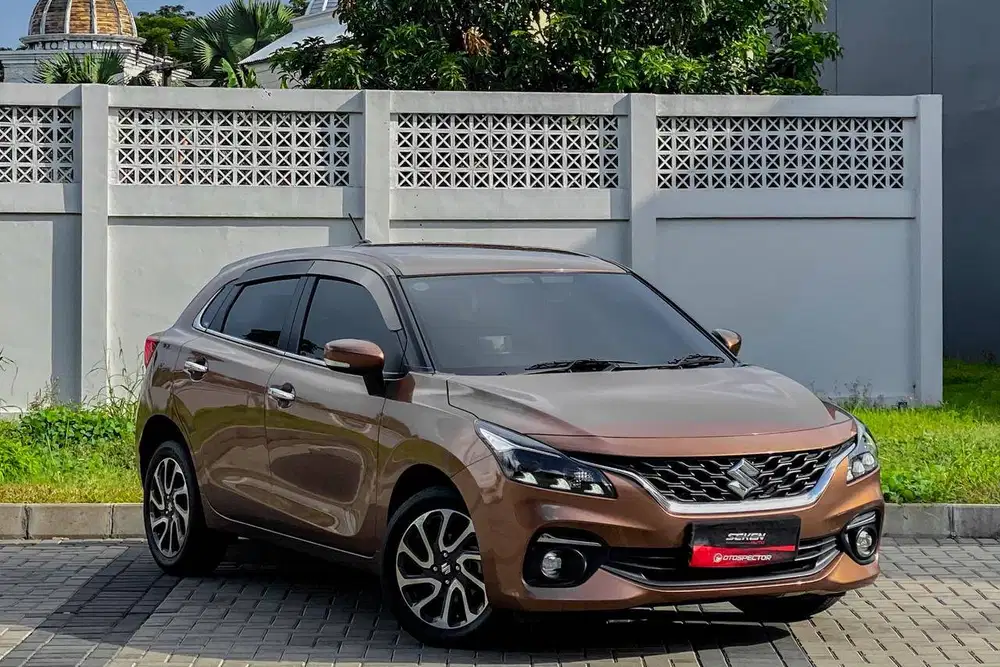Suzuki Baleno 1.5 Hatchback AT Matic 2023 Coklat Metalik
