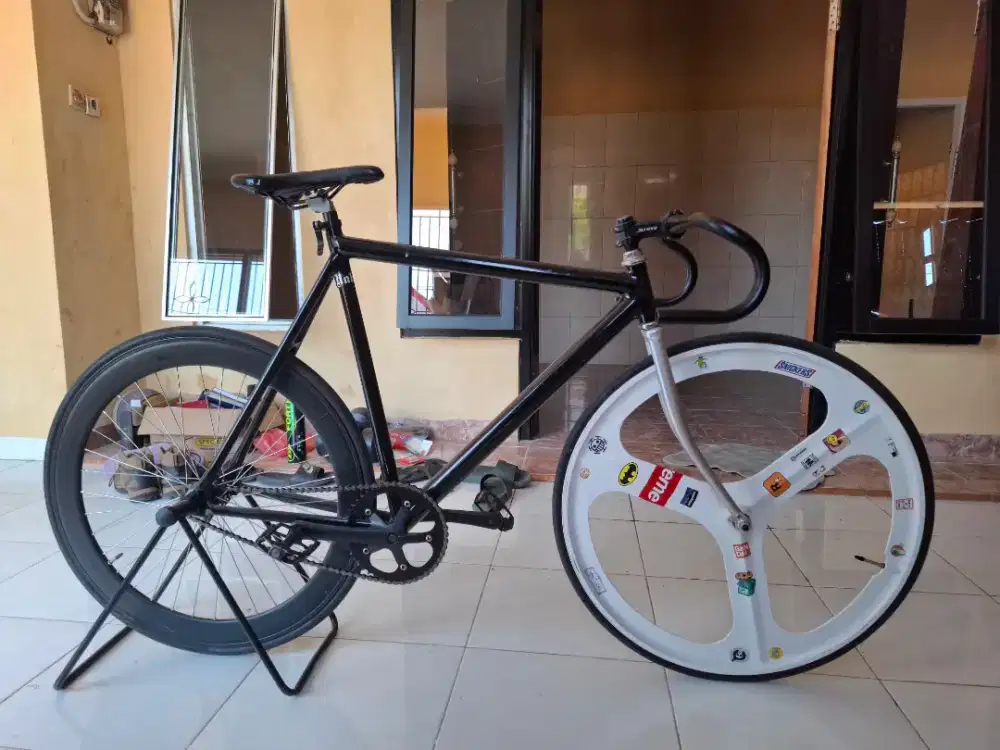FIXIE JAYJO 3 like new
