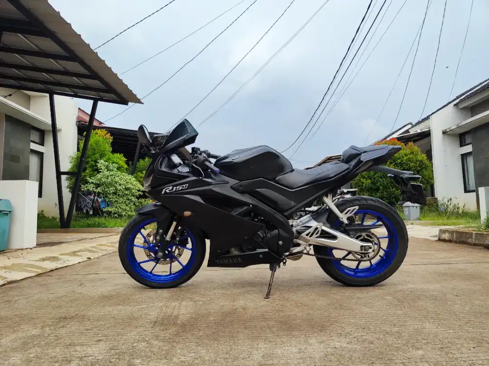 Yamaha R15 v3 2017