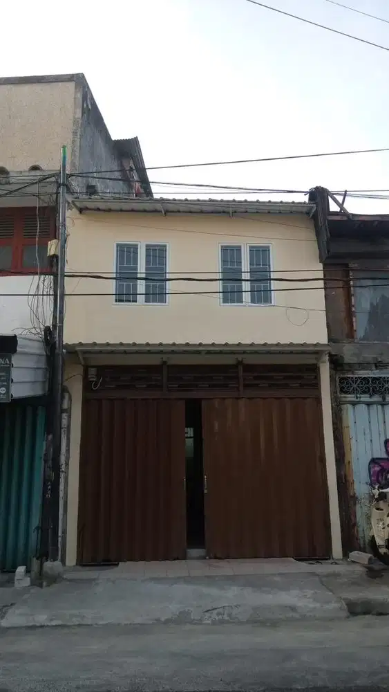 Ruko 2 Lantai Kalimati Wetan, Kec. Pabean Cantikan Surabaya