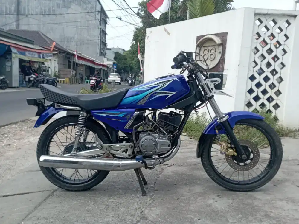 Yamaha RX KING 2005 Siap Sunmori Ganteng Jos