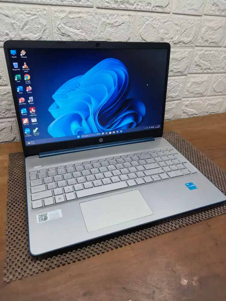 HP Laptop 15s intel Core i3 Gen-12 (8/512gb) 15,6 inch Slim MULUSS
