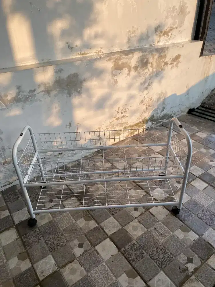 Rak Pakaian Cocok Untuk Jualan