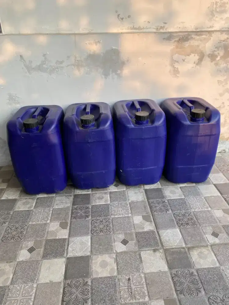Jerigen biru 25 liter