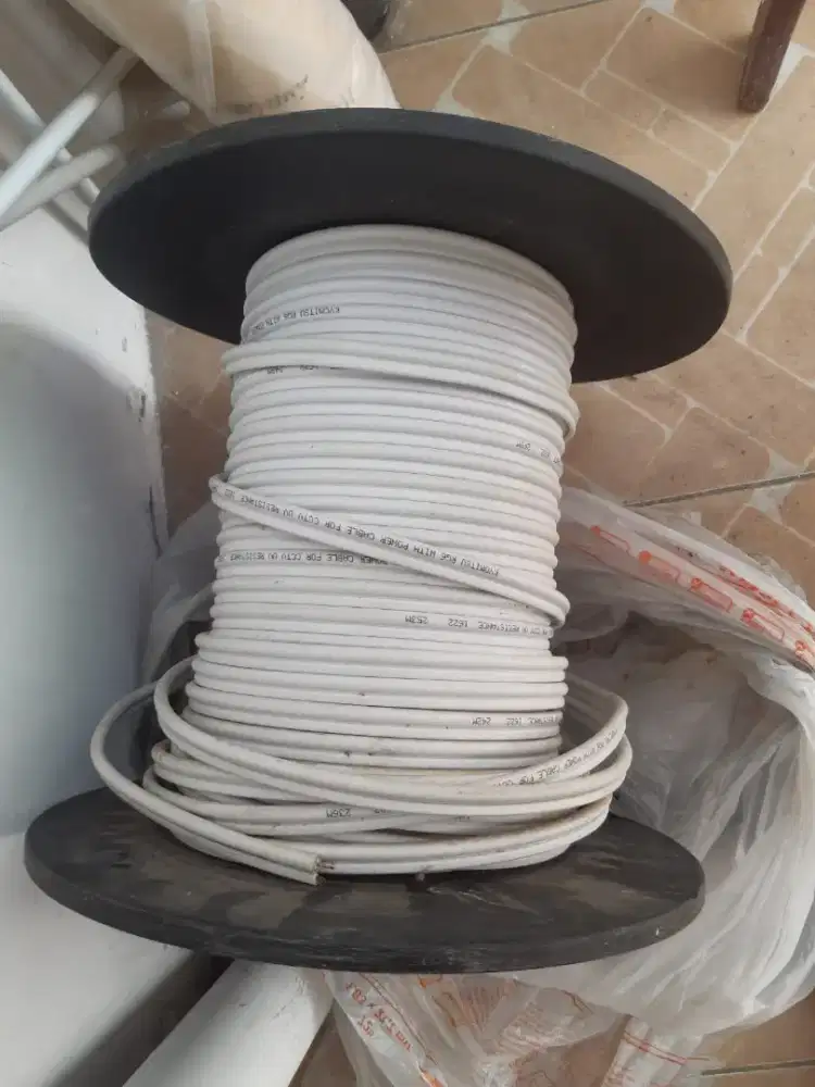 KABEL CCTV KYOMITSU RG6 WITH POWER CABLE