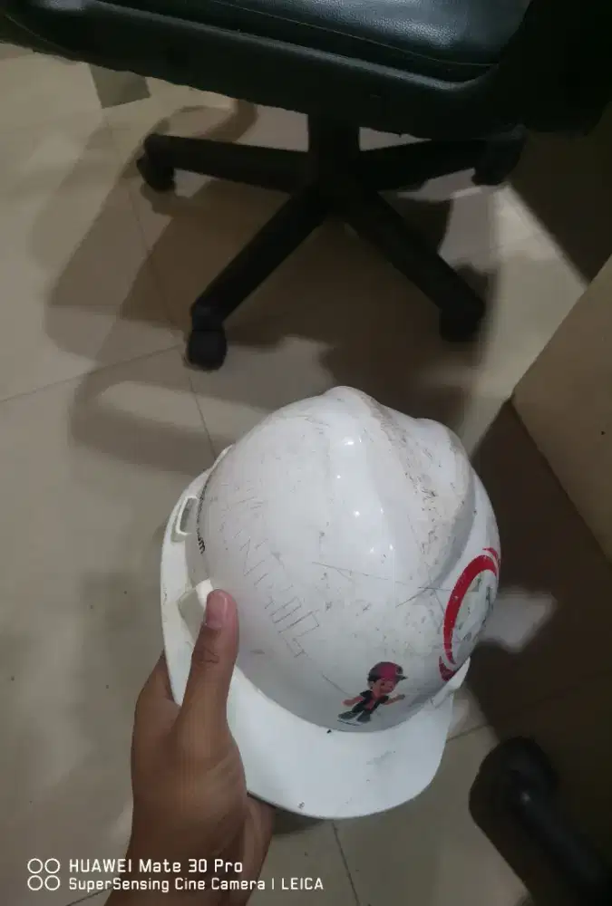 Helm Proyek Safety warna putih