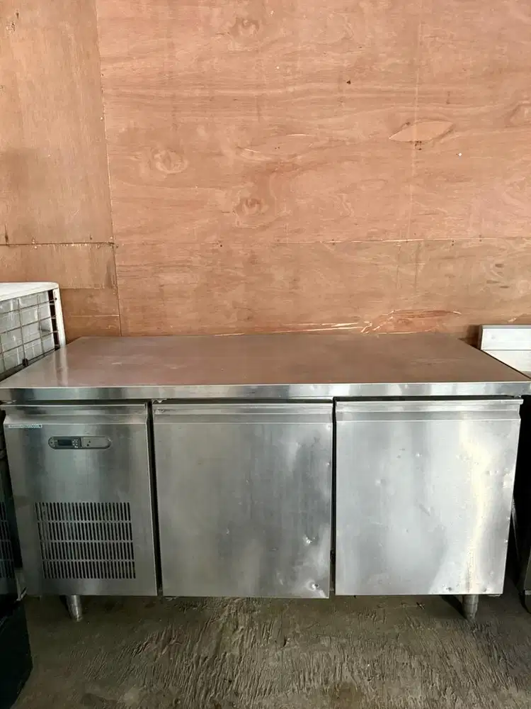 Dijual Chiller 2 Pintu Second GEA I
