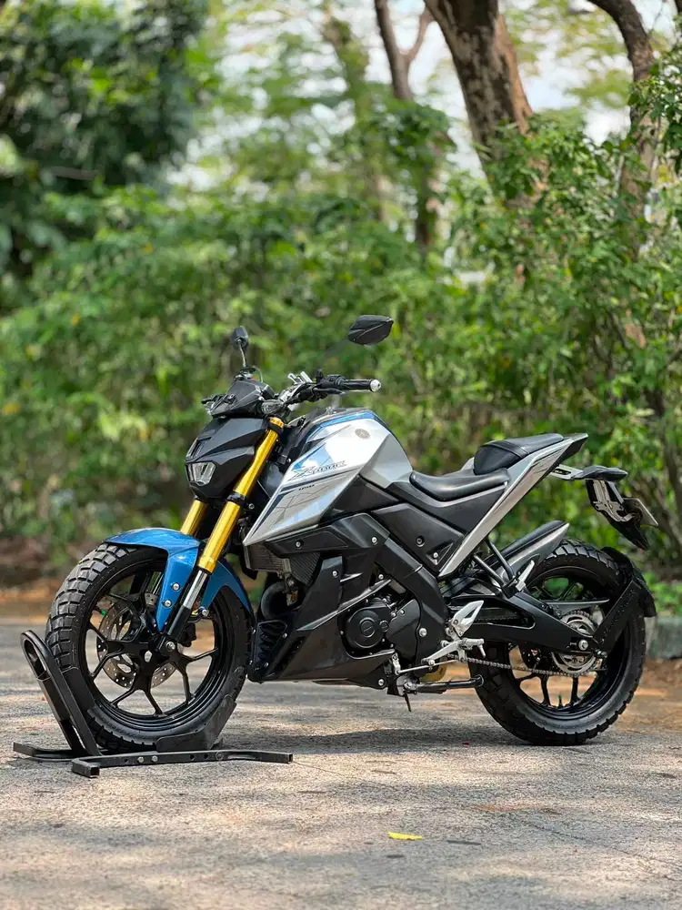 YAMAHA XABRE 150 2017 SILVER KM LOW PAJAK PANJANG SIAP HARIAN