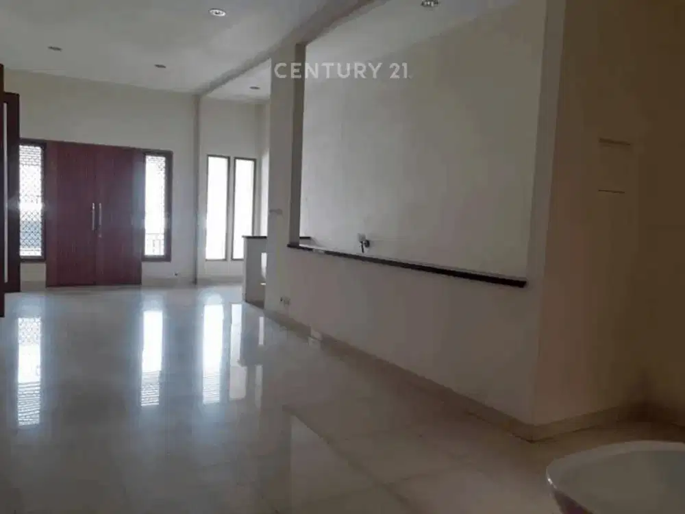 Rumah 2 Lantai Strategis Dekat Sekolah Di Kelapa Gading S6168