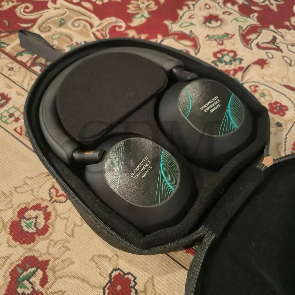 Sony WH-1000XM5 Black Lengkap