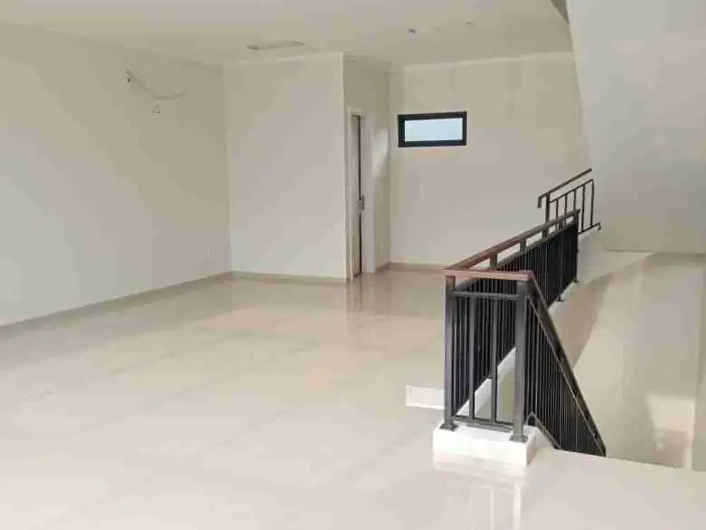 Ruko 3 lantai di I ville Bintaro Ciputat