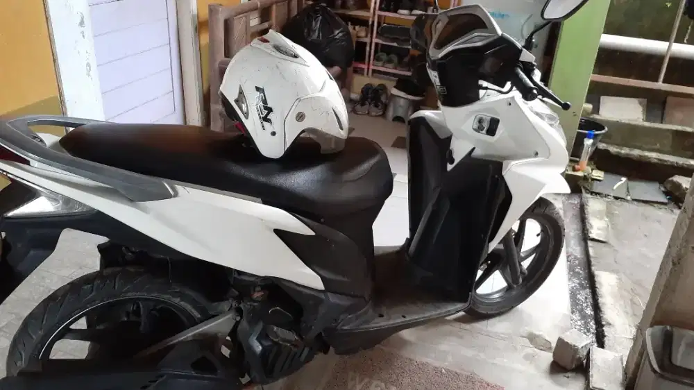 VARIO 125 FI Irit, bertenaga utk harian