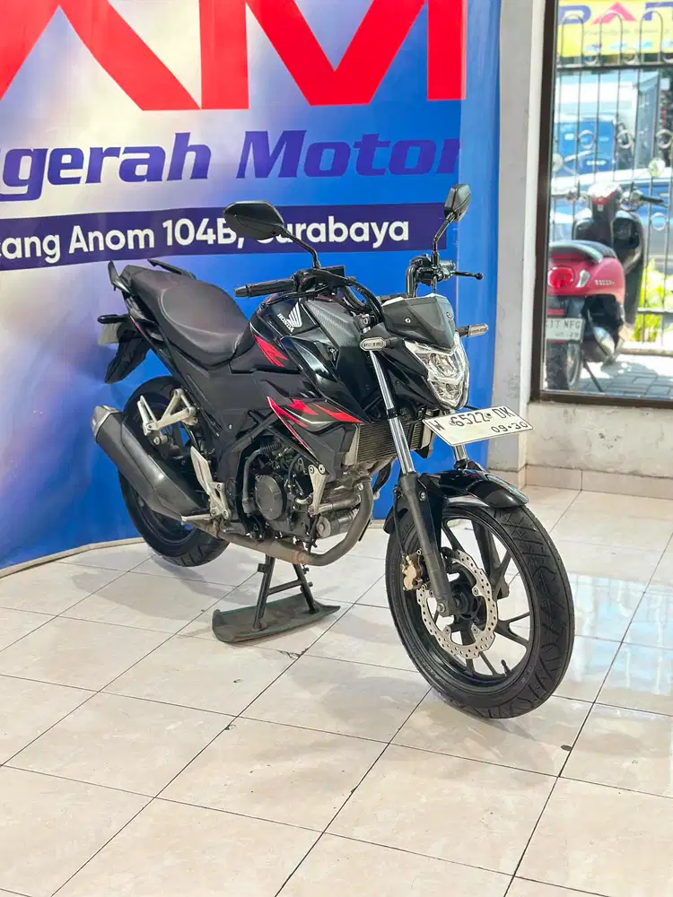 Low KM Honda Cb 150 R Streetfire 2020 hitam