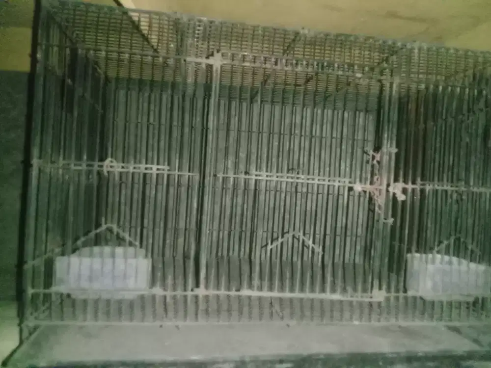 Kandang ayam besi