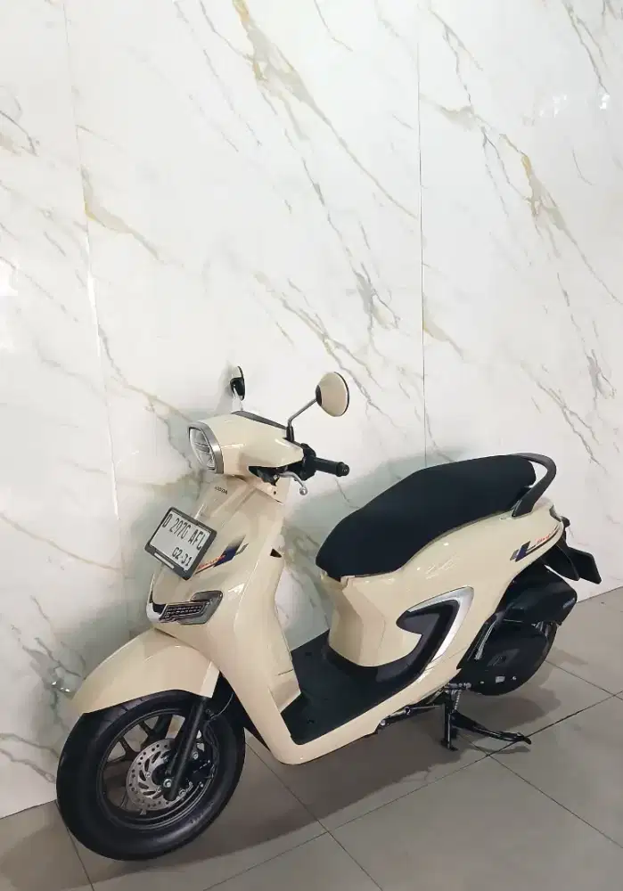 KM 500 PERAK, STYLO 160 CBS TAHUN 2026, 99% GRESS SEPERTI BARU.
