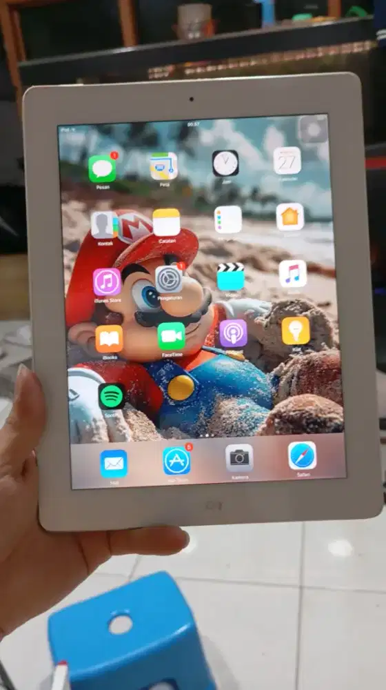 Di jual tablet apel gen 4 32gb