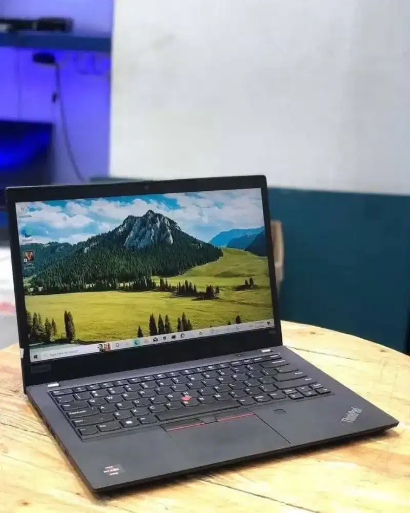 FLASH SALE LAPTOP — Harga Turun, Stok Terbatas!”